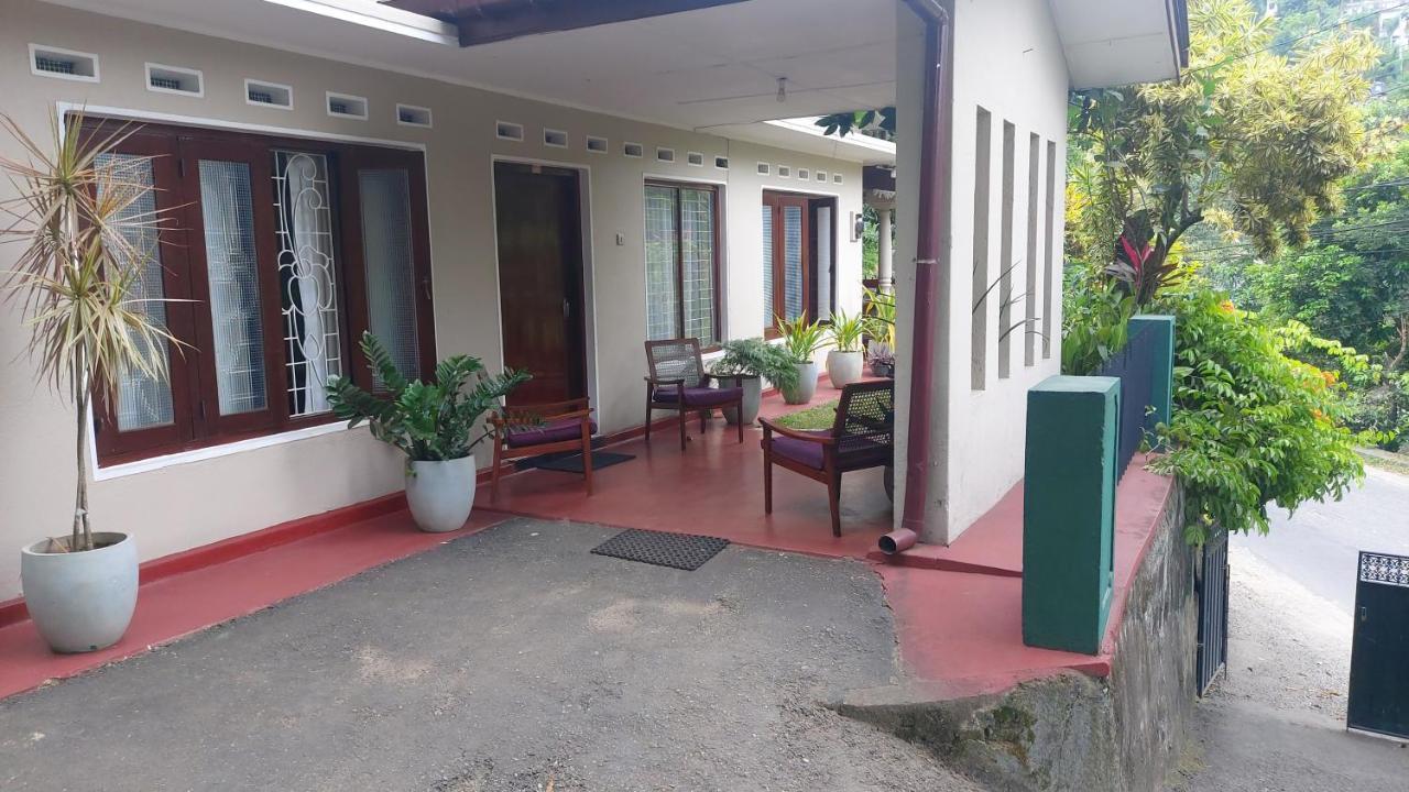Kandy Homestay Villa Exterior foto